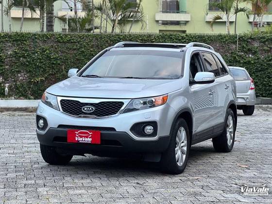 KIA SORENTO 3.5 EX2 V6 4X4 24V GASOLINA 4P AUTOMÁTICO KIA SORENTO 3.5 EX2 V6 4X4 24V GASOLINA 4P AUTOMÁTICO